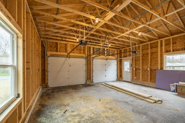 Auburn, ME 04210,11 Fox Hollow DR