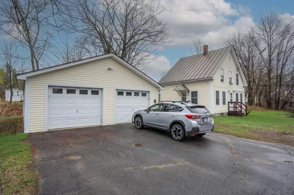 Wilton, ME 04294,11 Curve ST