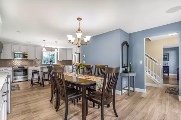 Topsham, ME 04086,6 Beechwood DR