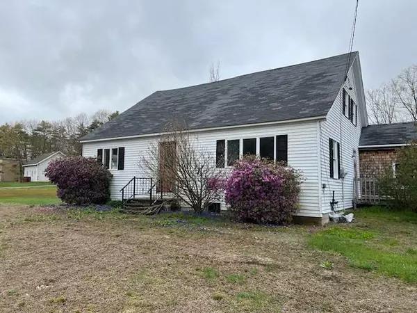 15 Turkey LN, Buxton, ME 04093