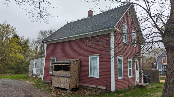 Orono, ME 04473,59 Hillside RD