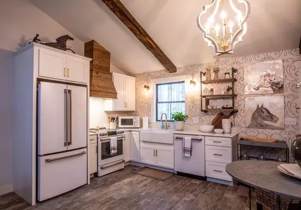 Richmond, ME 04357,2 Evergreen LN