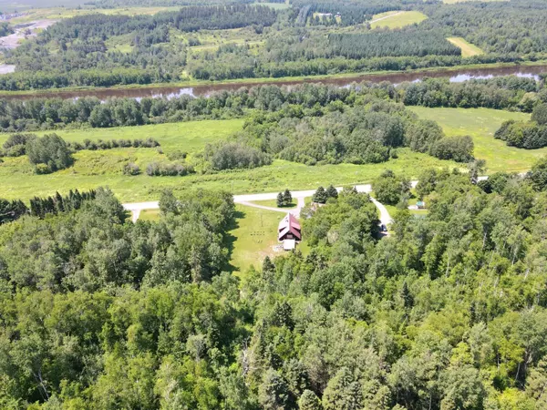 Presque Isle, ME 04769,233 Parkhurst Siding RD