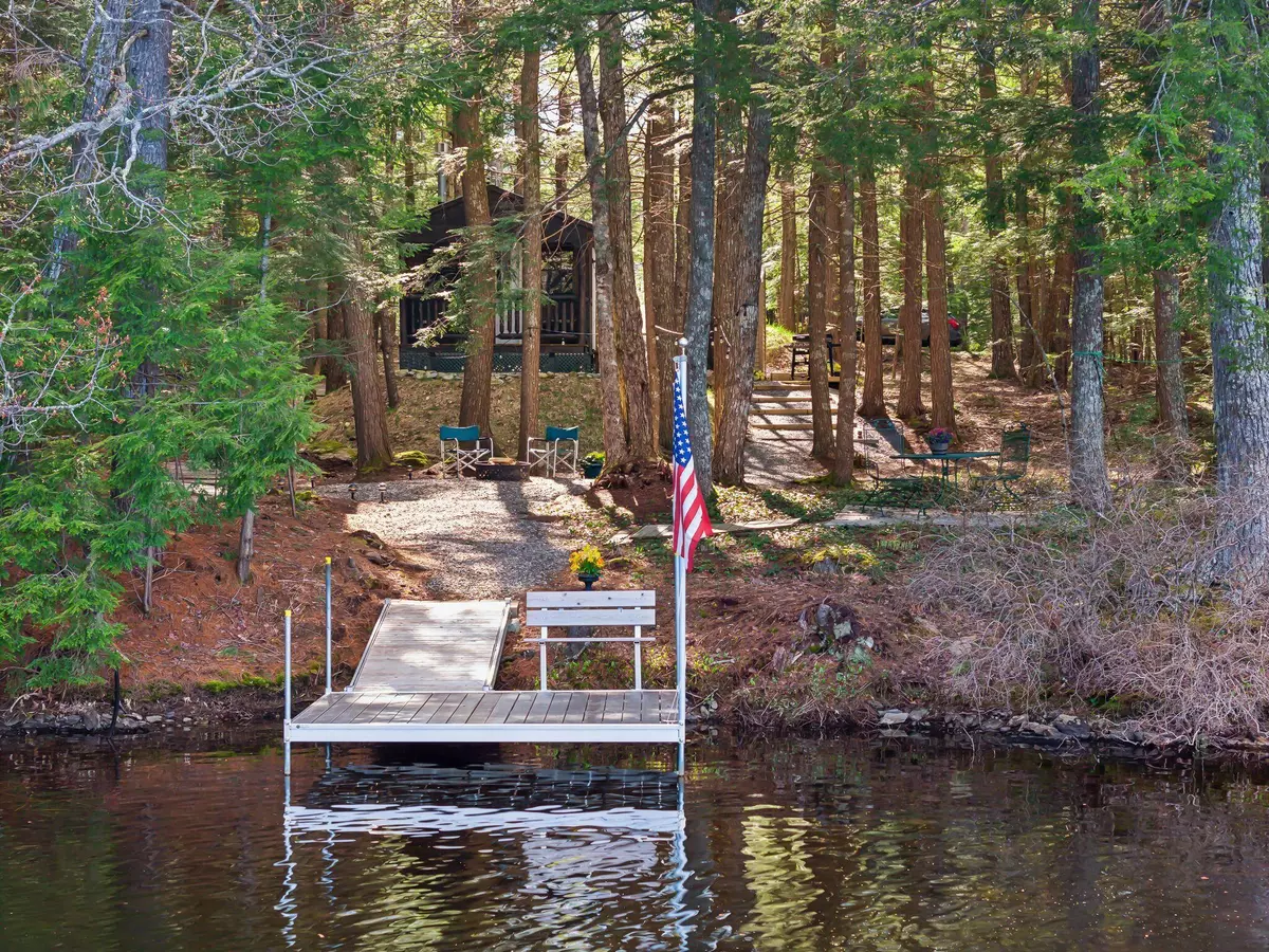 Liberty, ME 04949,37 Wildwood DR