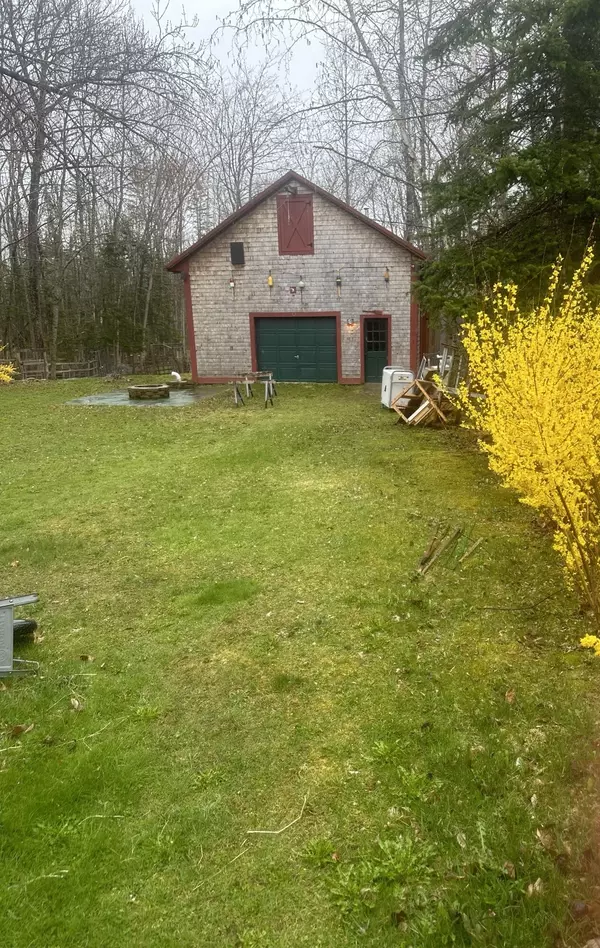 Glenburn, ME 04401,29 Pineview AVE