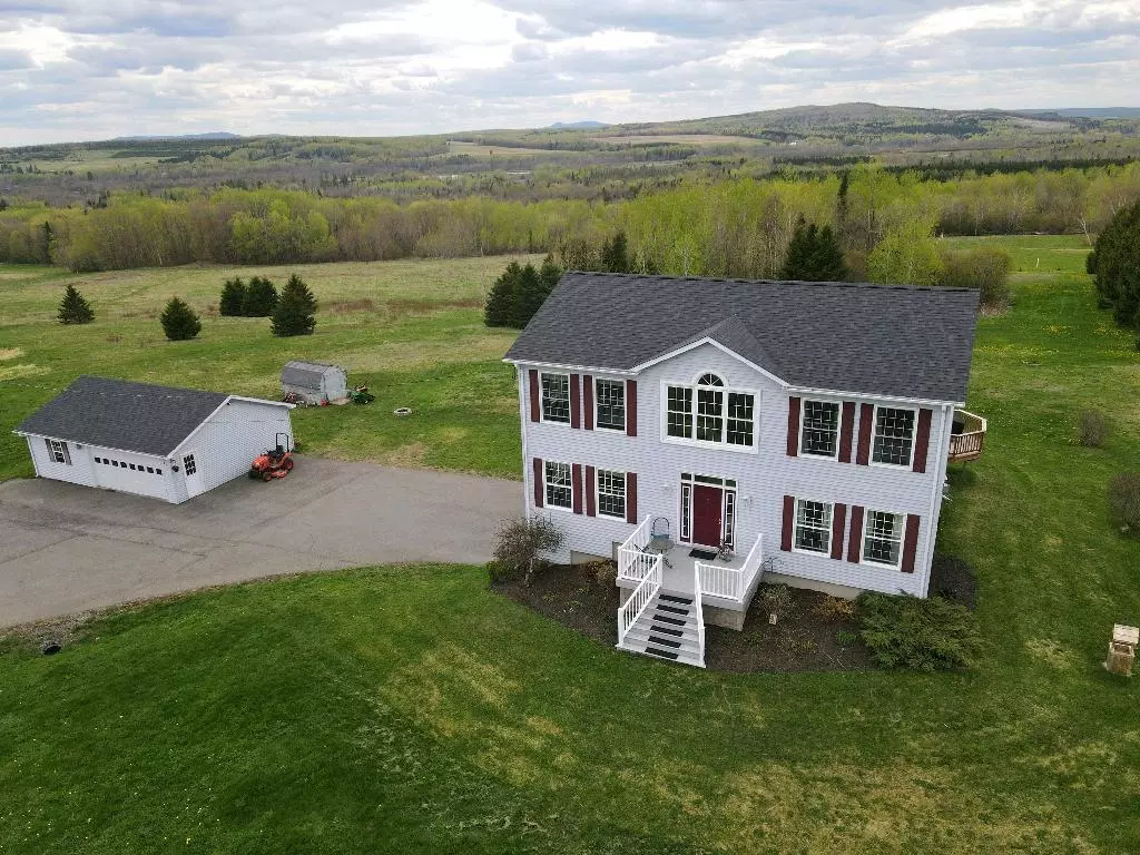 Presque Isle, ME 04769,156 Mcburnie RD