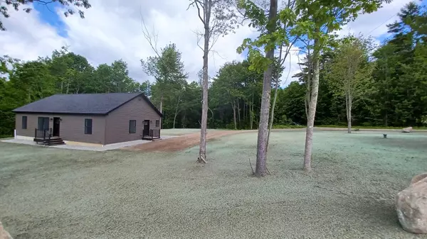 Monmouth, ME 04259,5 Jordan LN