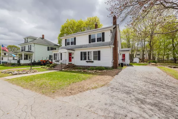 Sanford, ME 04083,28 Bradeen ST