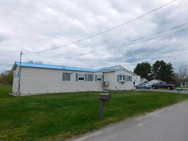 Bradley, ME 04411,1 Highland AVE