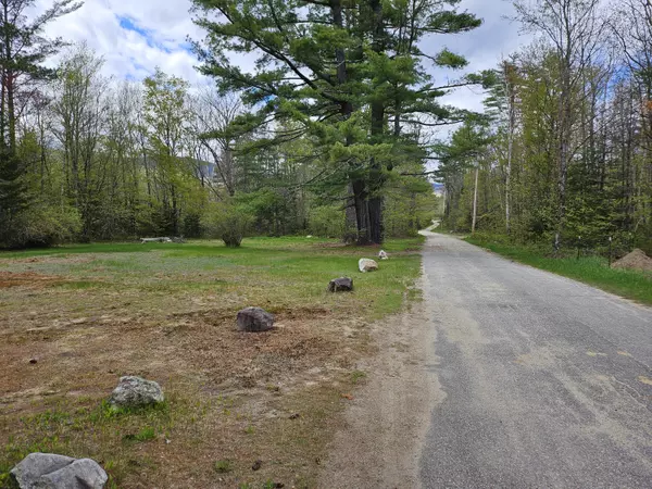 232 Hut RD, Stoneham, ME 04231