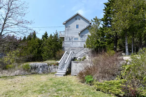 Stonington, ME 04681,51 Green Head RD