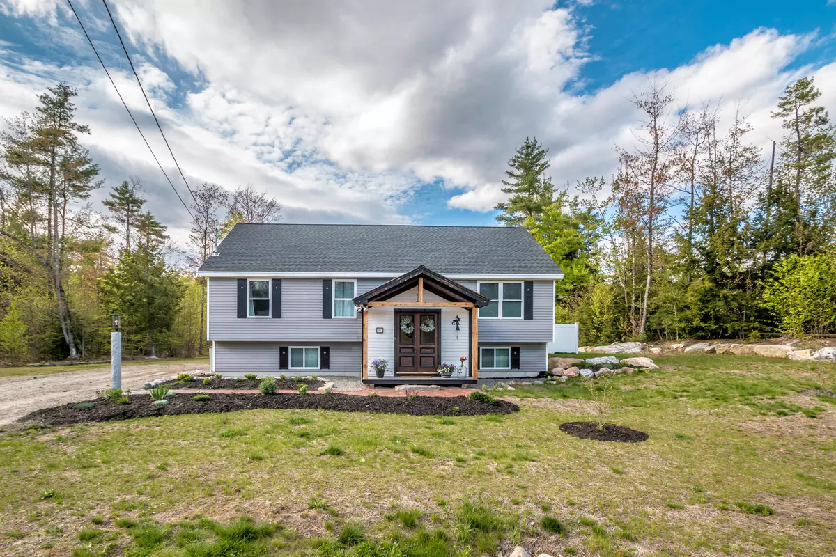 Fryeburg, ME 04037,4 Hill Farm LN