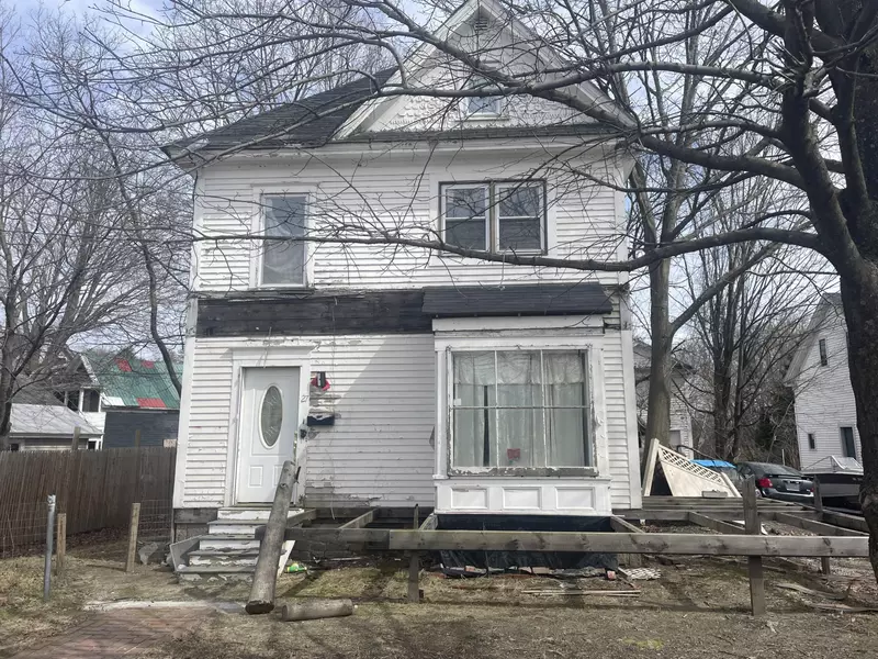 27 Church ST, Livermore Falls, ME 04254