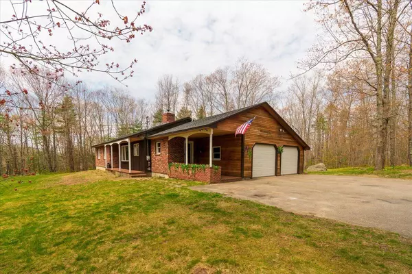 Warren, ME 04864,10 Kenmore DR