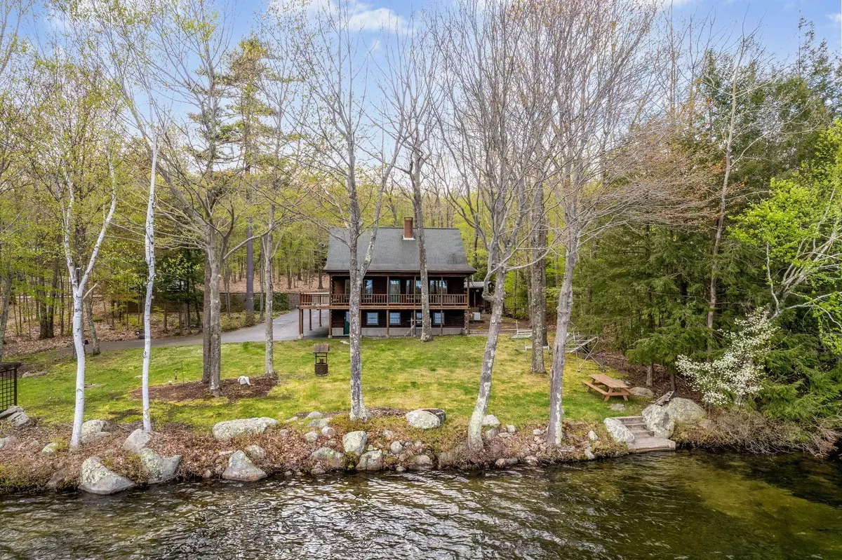 Lyman, ME 04002,17 Poplar ST