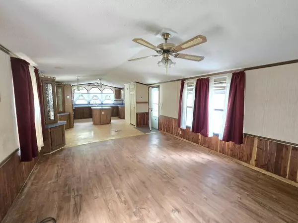 New Gloucester, ME 04260,20 Albright RDG