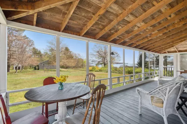 41 Charleston RD, Chebeague Island, ME 04017