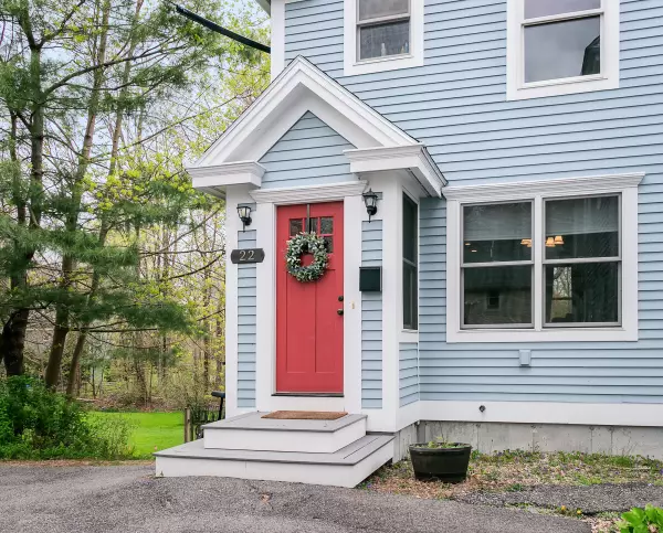 22 Grove ST #22, Kennebunk, ME 04043