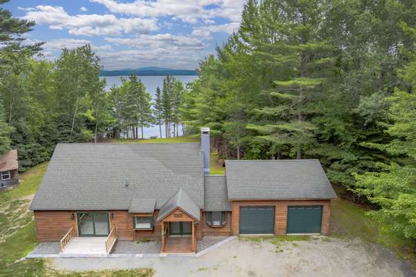 373 Seal Point RD, Lamoine, ME 04605