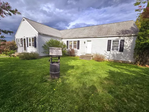 Hampden, ME 04444,515 Back Winterport RD