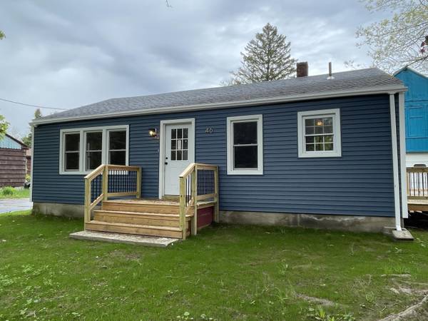 46 Johnson RD, Gorham, ME 04038