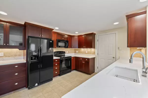 Wells, ME 04090,25 Hidden Brook DR #25