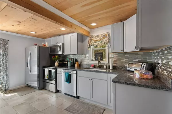 Orono, ME 04473,13 Margin ST