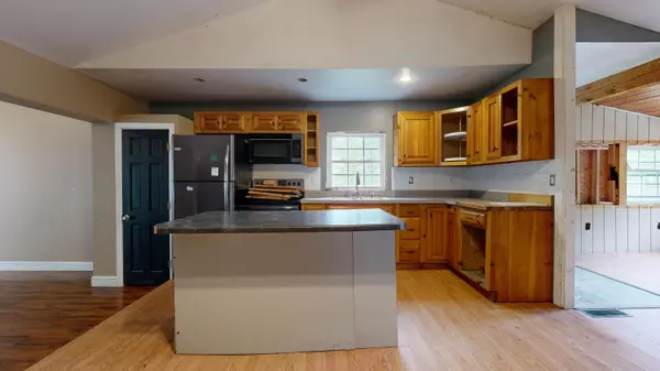 Greene, ME 04236,25 Birch DR