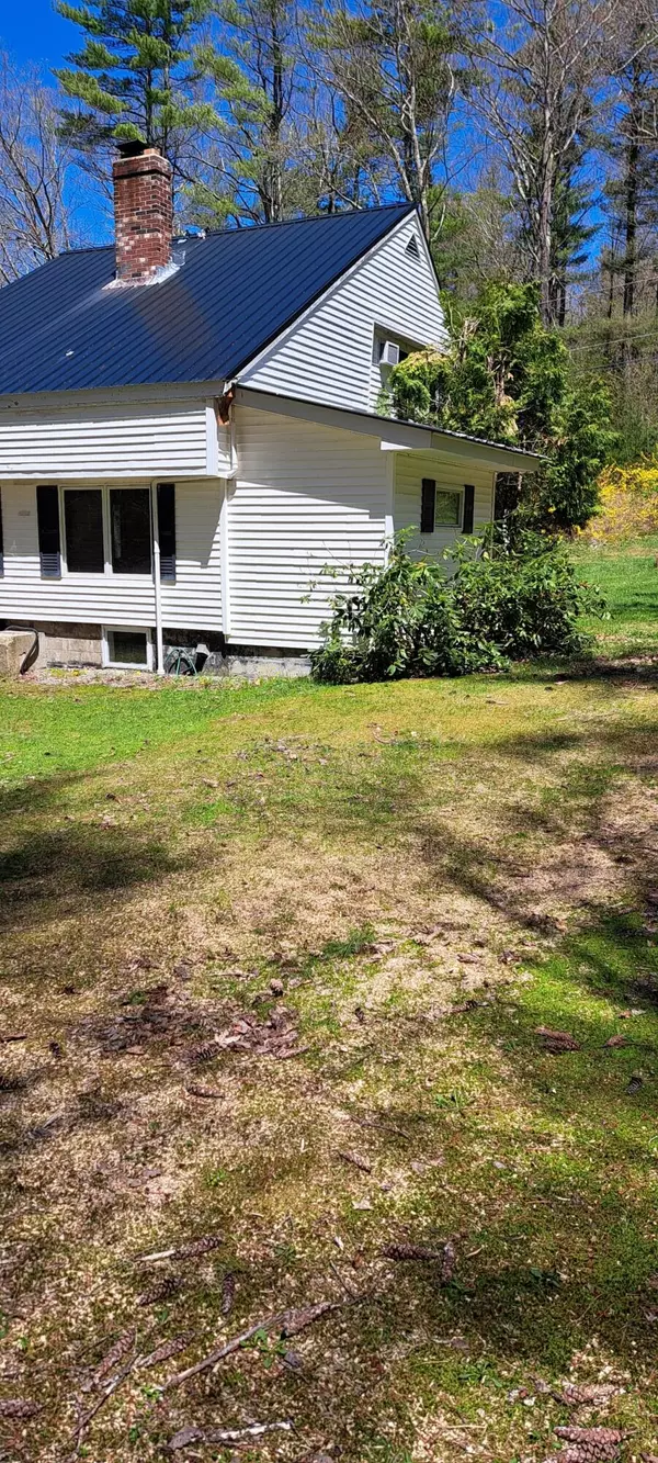 Greene, ME 04236,182 S River RD