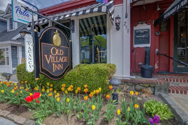 250-252 Main ST #1, Ogunquit, ME 03907