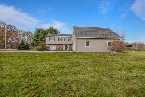 Holden, ME 04429,164 Levenseller RD