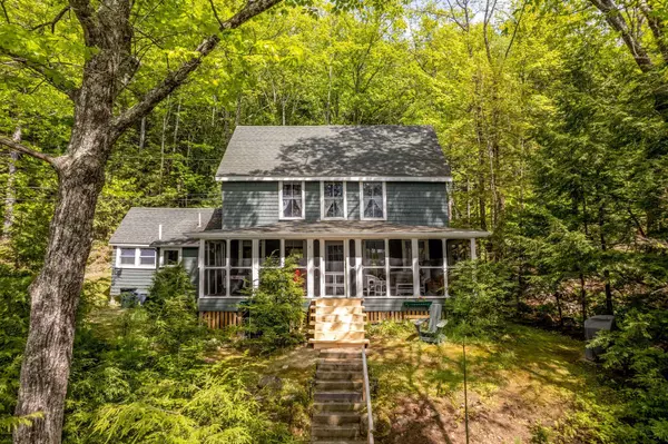 93 Crystal Spring LN, Rome, ME 04963