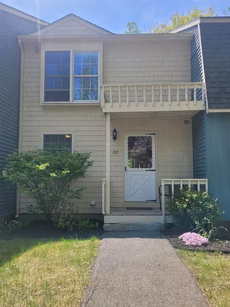 318 Evergreen DR #318, Waterville, ME 04901