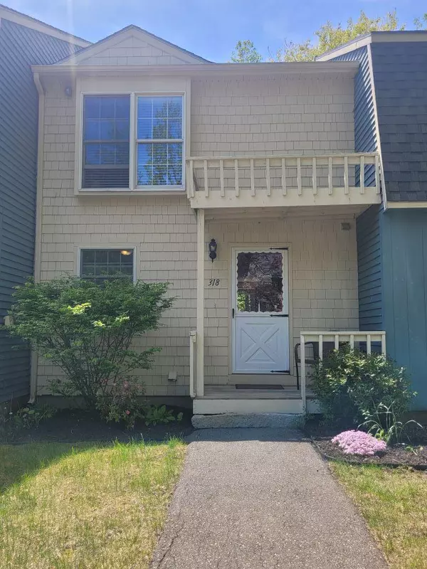 318 Evergreen DR #318, Waterville, ME 04901