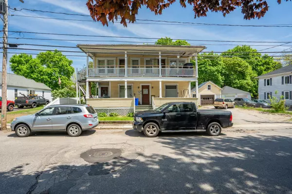 Sanford, ME 04073,22 Charles ST