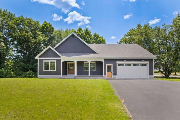 1 Millstone LN, Kennebunk, ME 04043