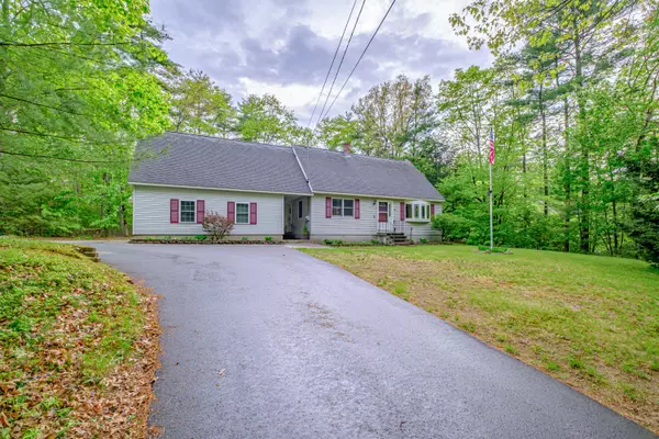 Waterboro, ME 04061,382 New Dam RD