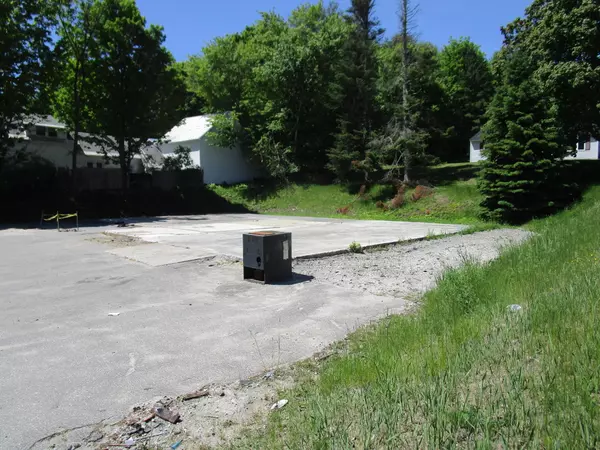 Norway, ME 04268,102 Main ST