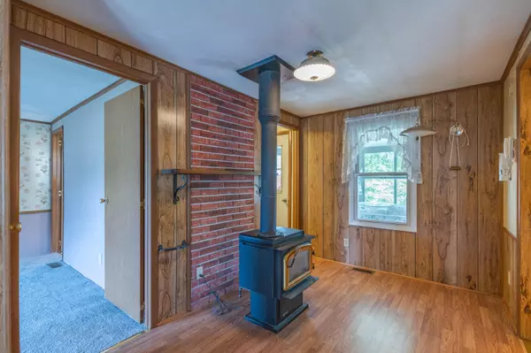 Poland, ME 04274,10 Amy ST