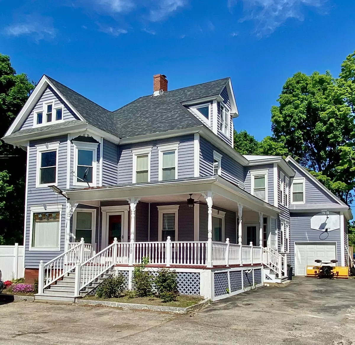 Sanford, ME 04073,10 Maple ST