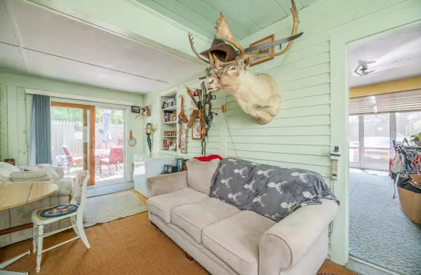 Waterville, ME 04901,61 Central AVE