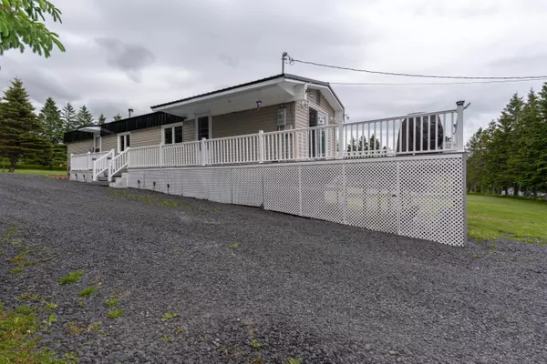 Madawaska, ME 04773,161 Lake Shore RD #212