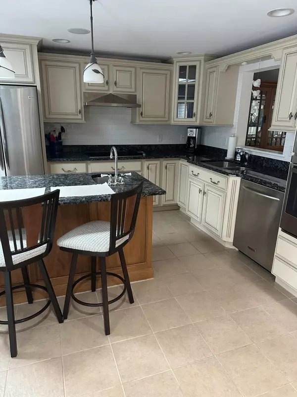 Wells, ME 04090,5 Hidden Brook DR #1