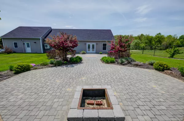 Hallowell, ME 04347,13 Sunrise DR