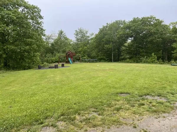 Pittston, ME 04345,151 Blodgett RD