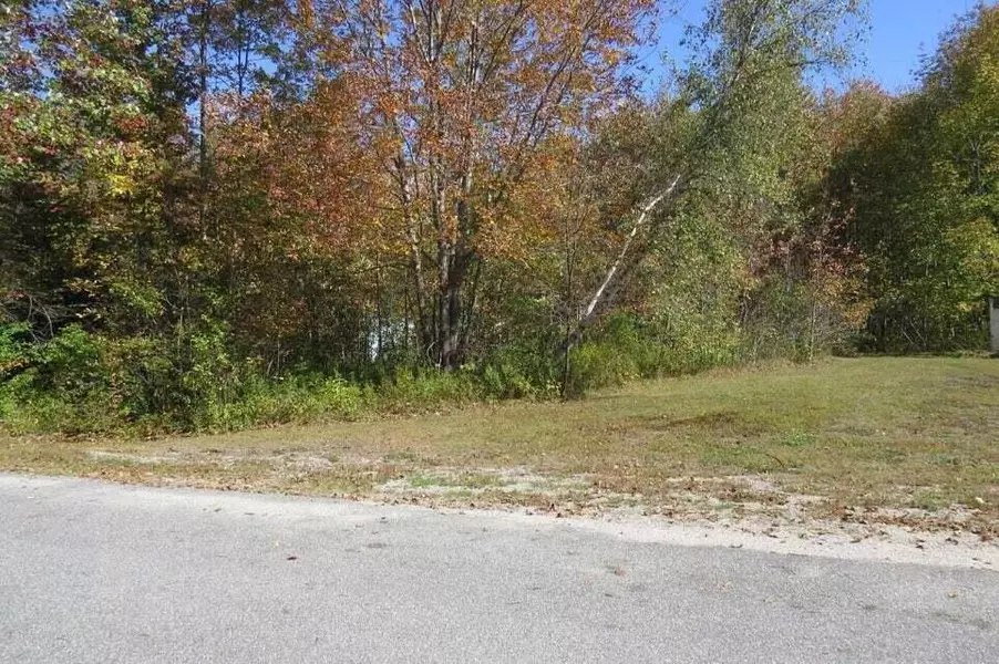 00 Peaslee RD, Hancock, ME 04640