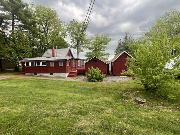 93 Woodland AVE, Old Town, ME 04468