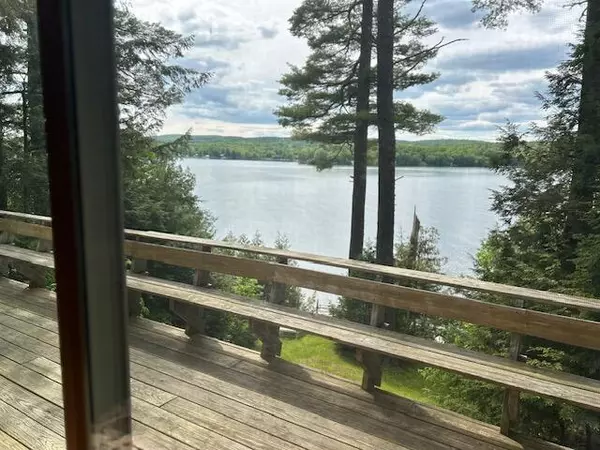 Saint Albans, ME 04971,53 Orchard DR