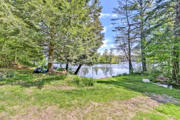 Readfield, ME 04355,132 Maranacook Shore RD