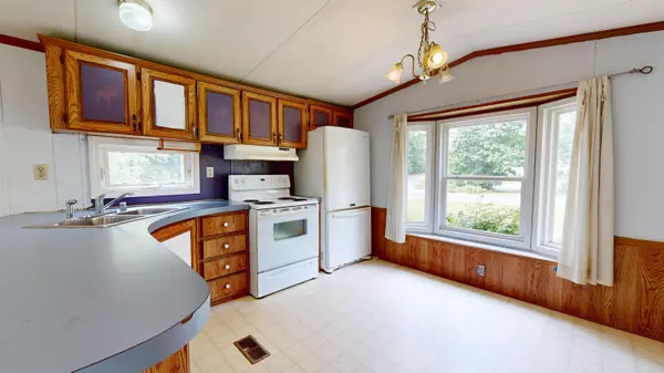 Leeds, ME 04263,110 Plains RD